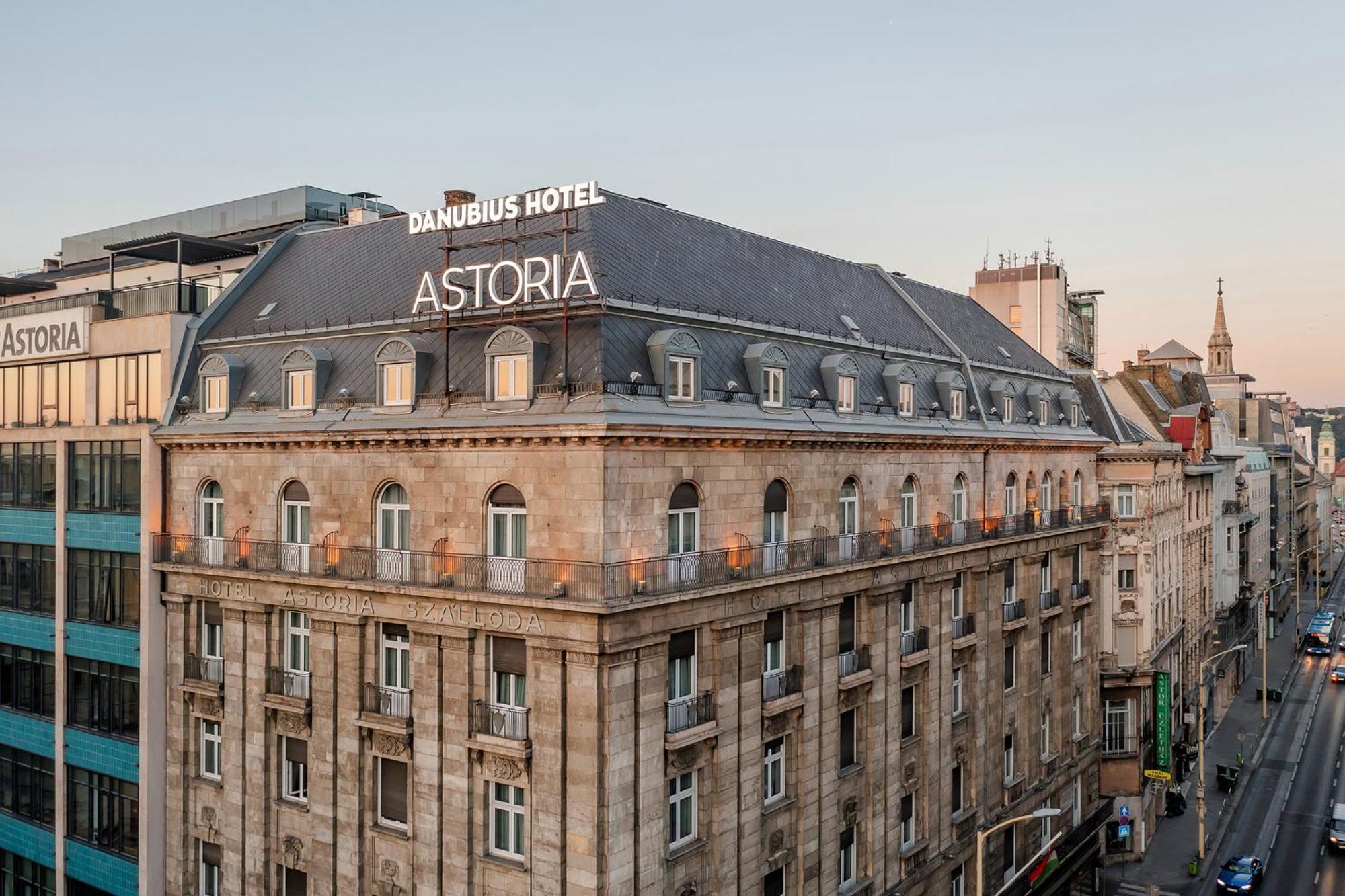 Danubius Hotel Astoria City Center — Photos 1